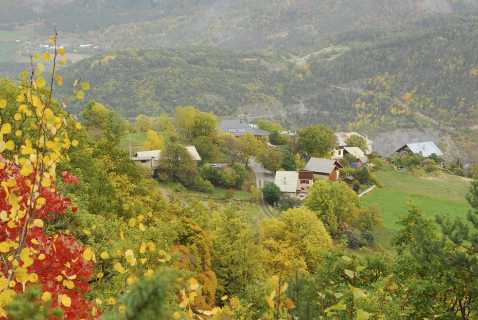 La Ferme De Beaute Acomodação com café da manhã Chateauroux-les-Alpes Exterior foto